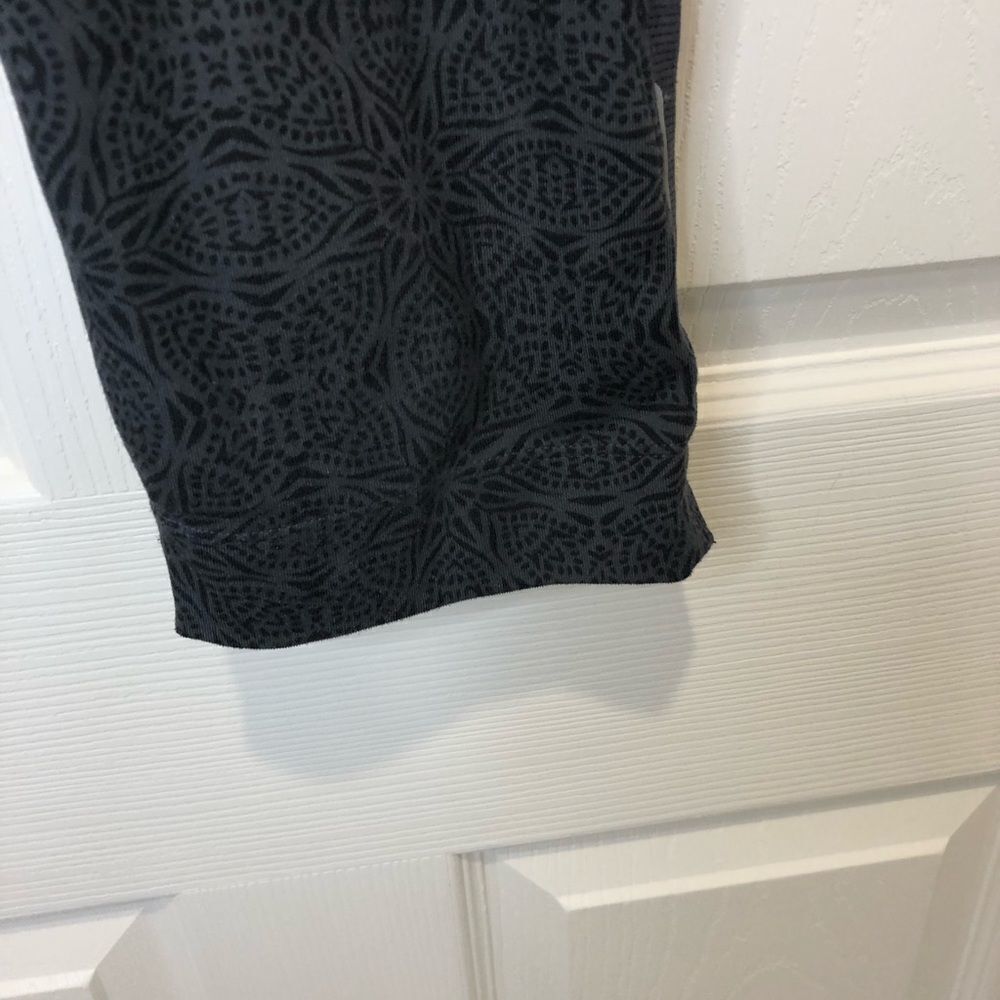 Athleta workout leggings pants size large - Picture 8 of 10